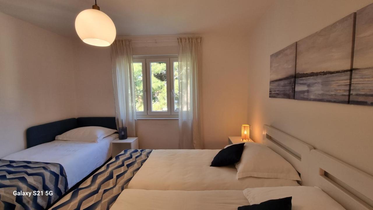 Apartment Rivarela Blu - Newly Renovated And Top Location Near Sea Novigrad Istria Exterior foto