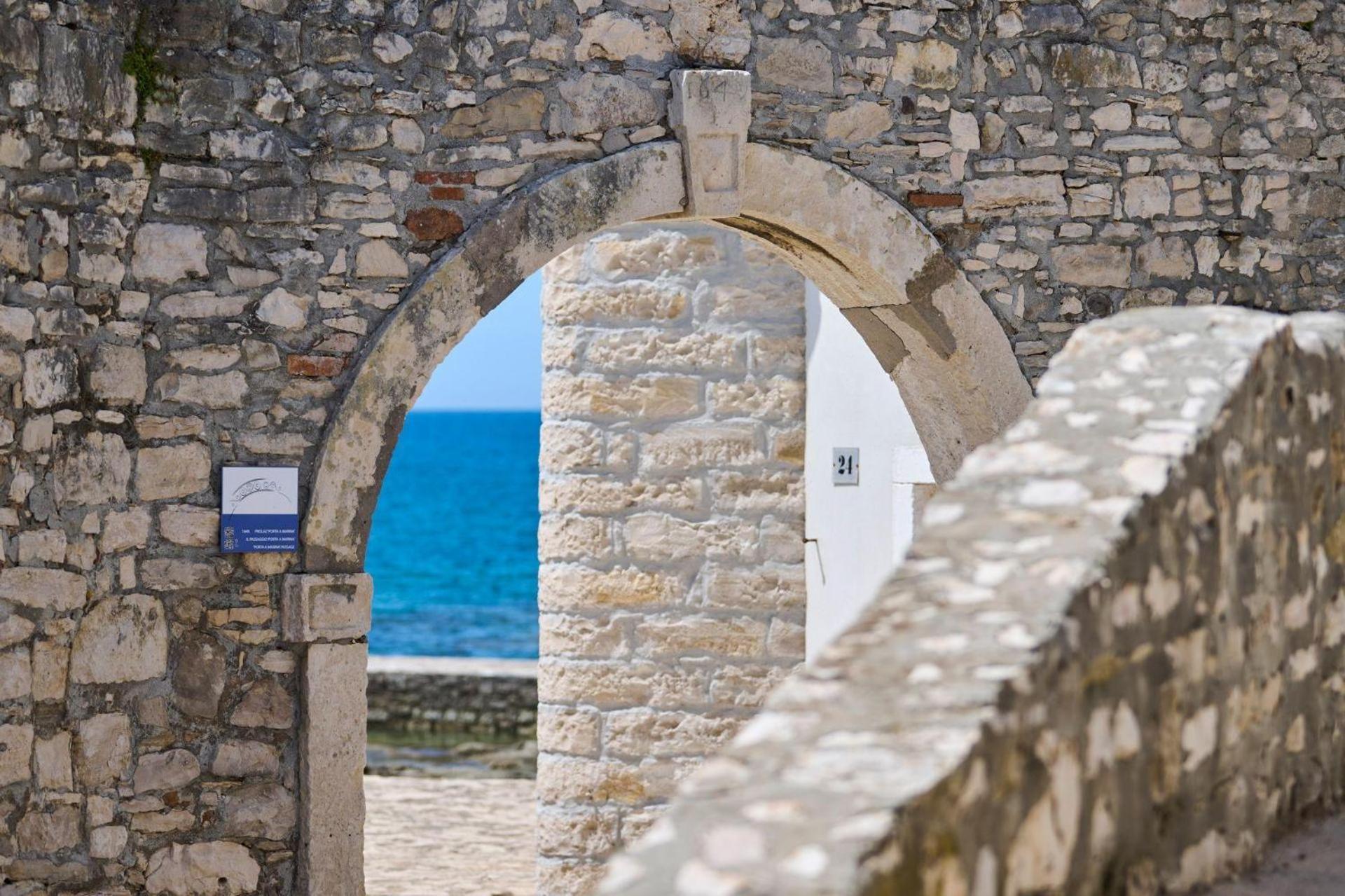 Apartment Rivarela Blu - Newly Renovated And Top Location Near Sea Novigrad Istria Exterior foto
